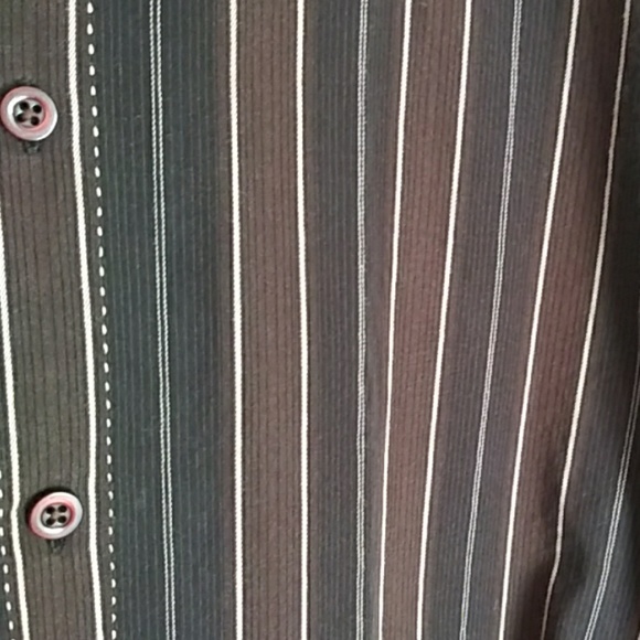 Long sleeve button-down - Picture 5 of 5